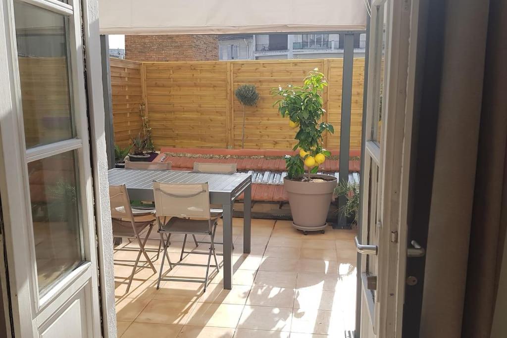 Superbe 2 Pieces Avec Grande Terrasse, Classe *** Marseille Exterior photo